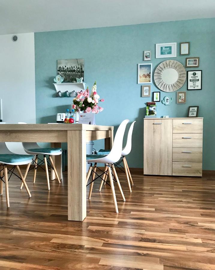 Neu! Top Apartment! 7Km Saarbruecken! Terrasse, Garten! Sulzbach  Luaran gambar