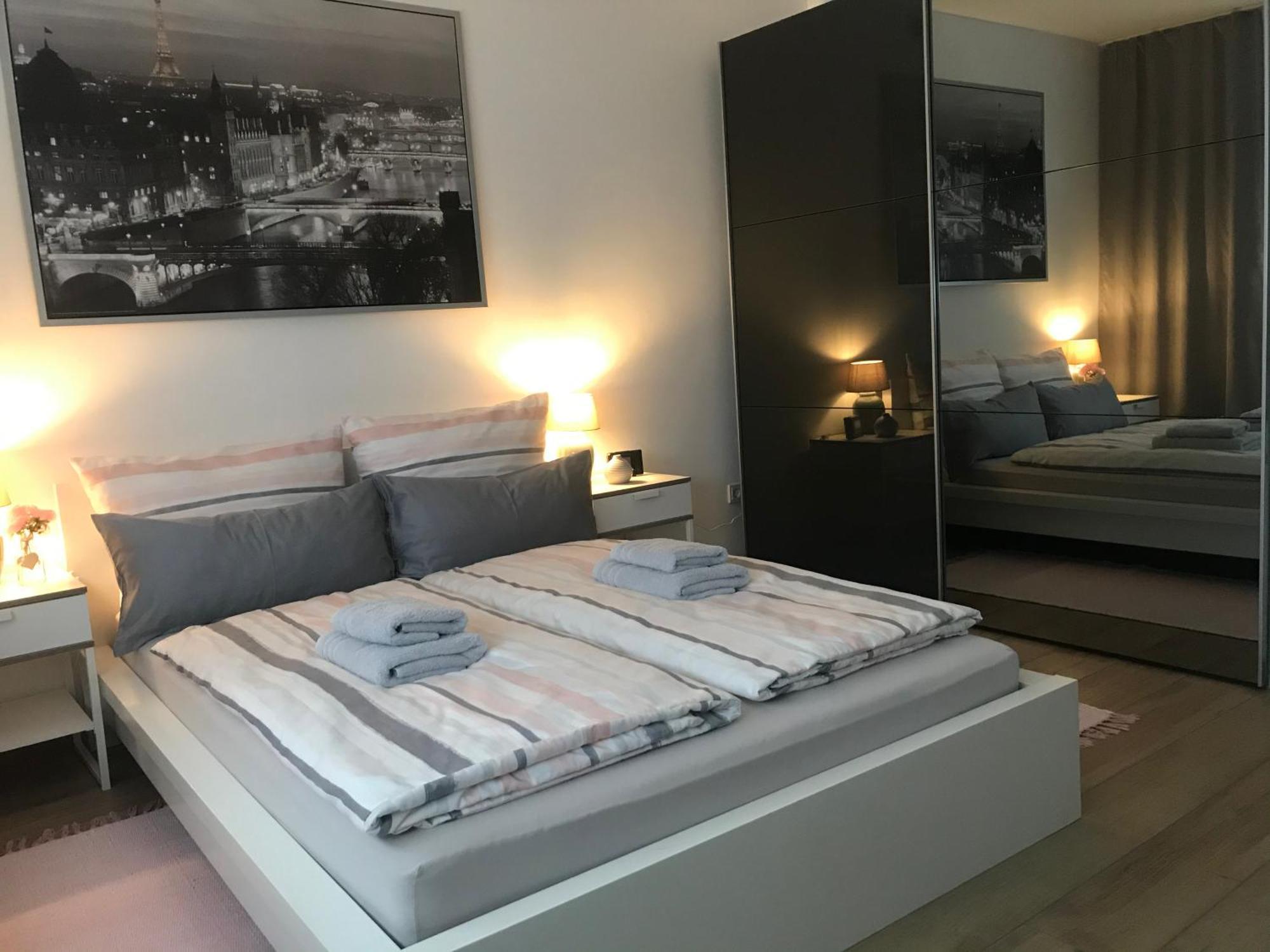 Neu! Top Apartment! 7Km Saarbruecken! Terrasse, Garten! Sulzbach  Luaran gambar