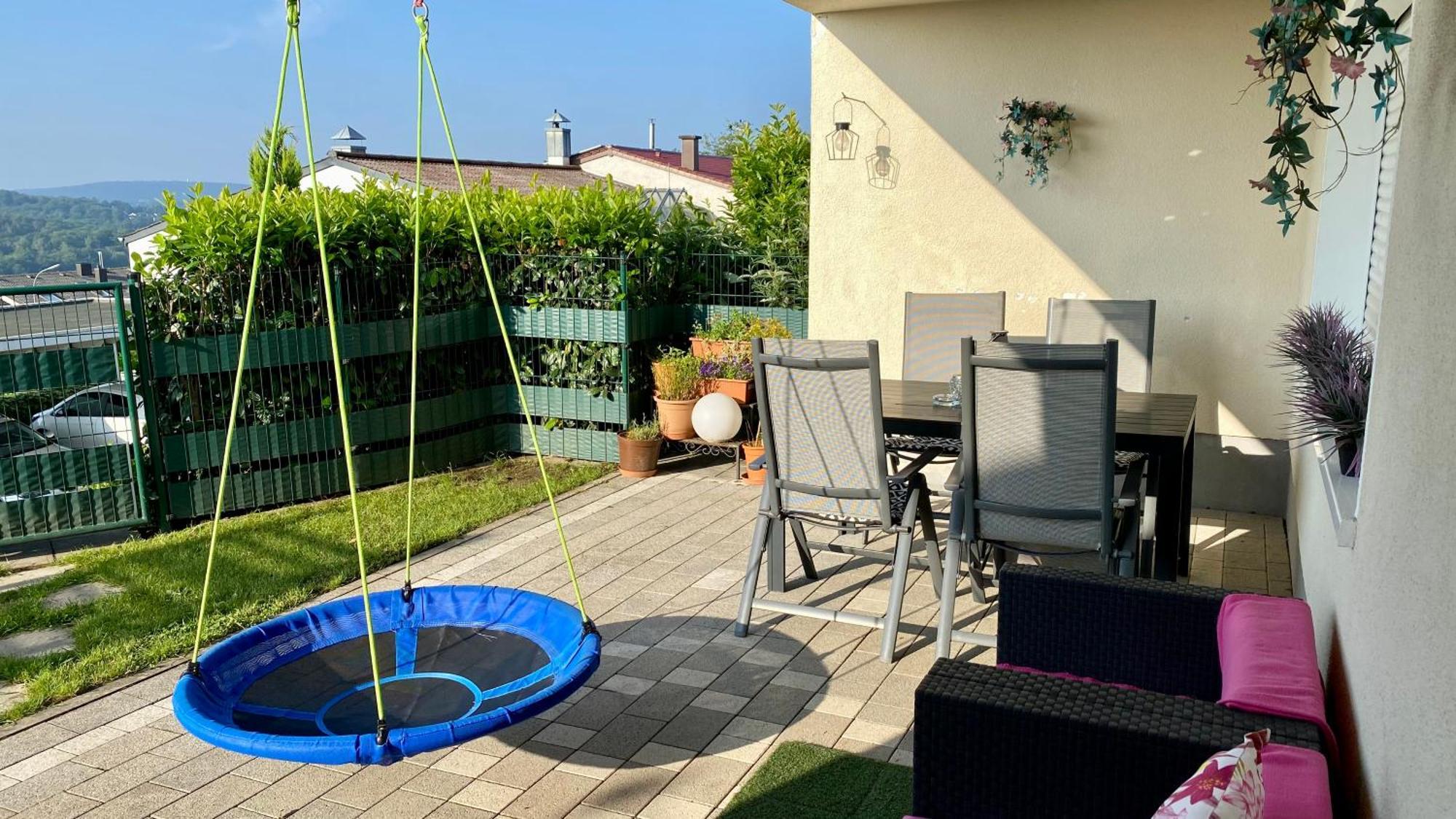Neu! Top Apartment! 7Km Saarbruecken! Terrasse, Garten! Sulzbach  Luaran gambar